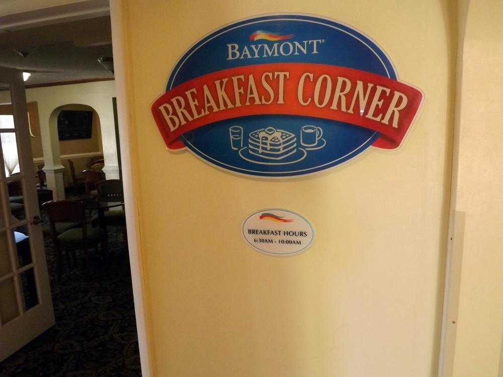 Baymont By Wyndham Greensboro/Coliseum Экстерьер фото
