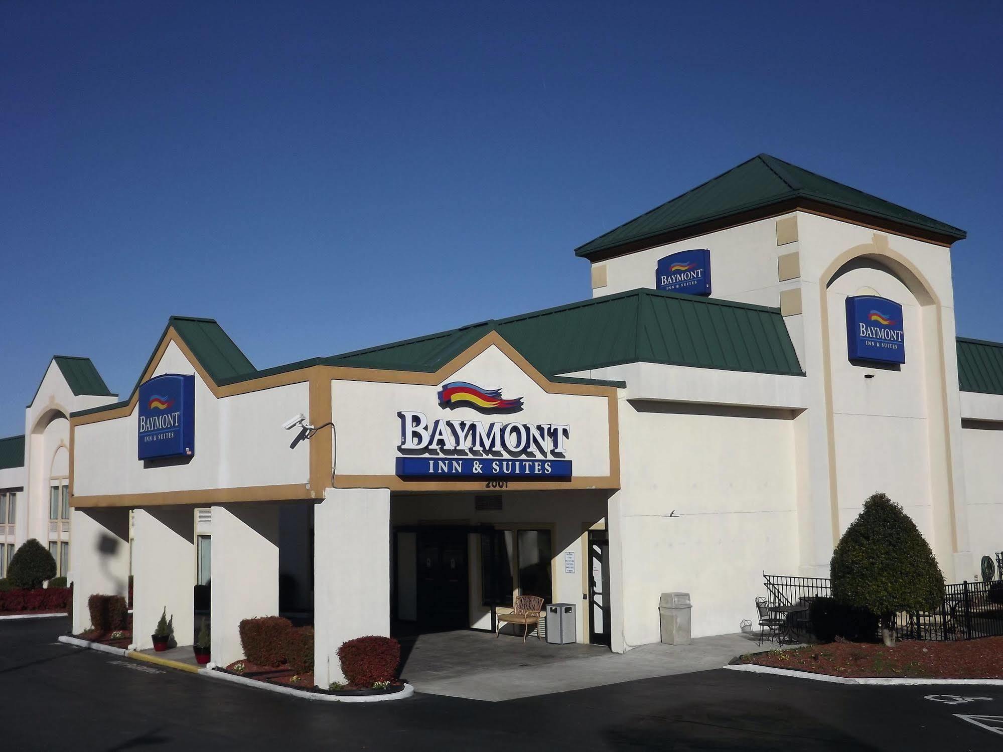 Baymont By Wyndham Greensboro/Coliseum Экстерьер фото